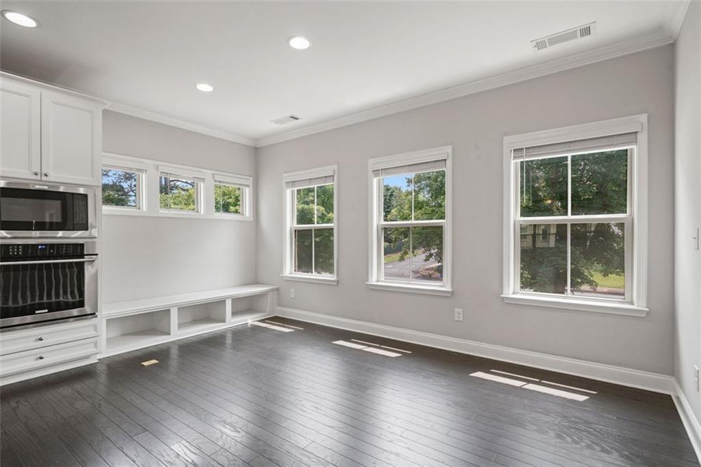 1463 EDGEBROOK Court NE 14