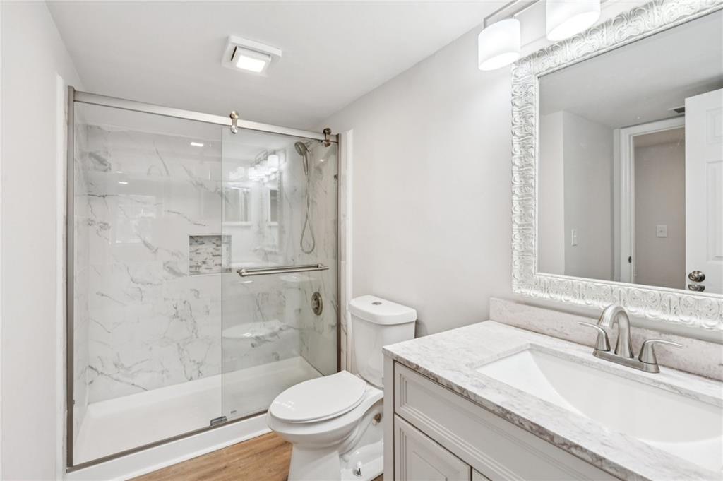 HENDERSON PLACE - Residential