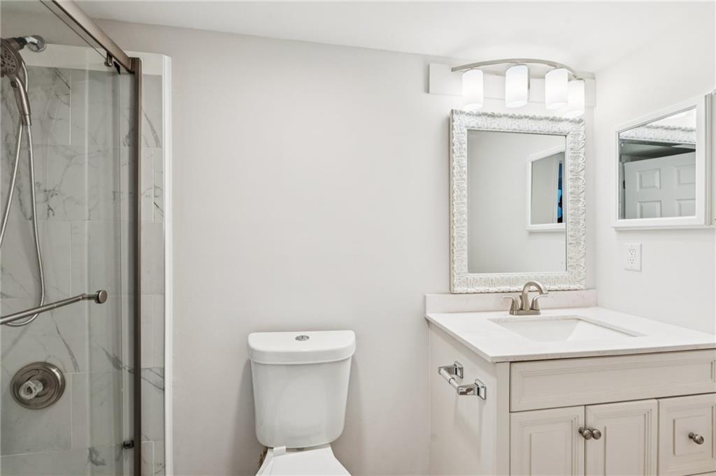 HENDERSON PLACE - Residential