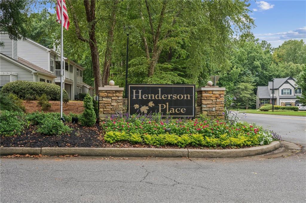 HENDERSON PLACE - Residential