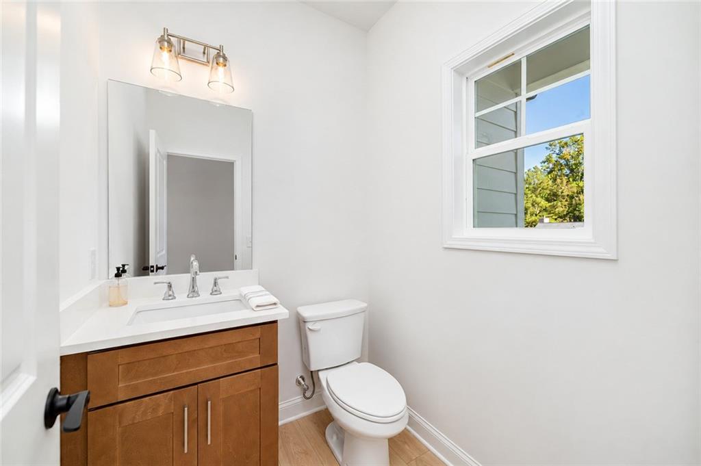 3400 Coles Creek Drive
