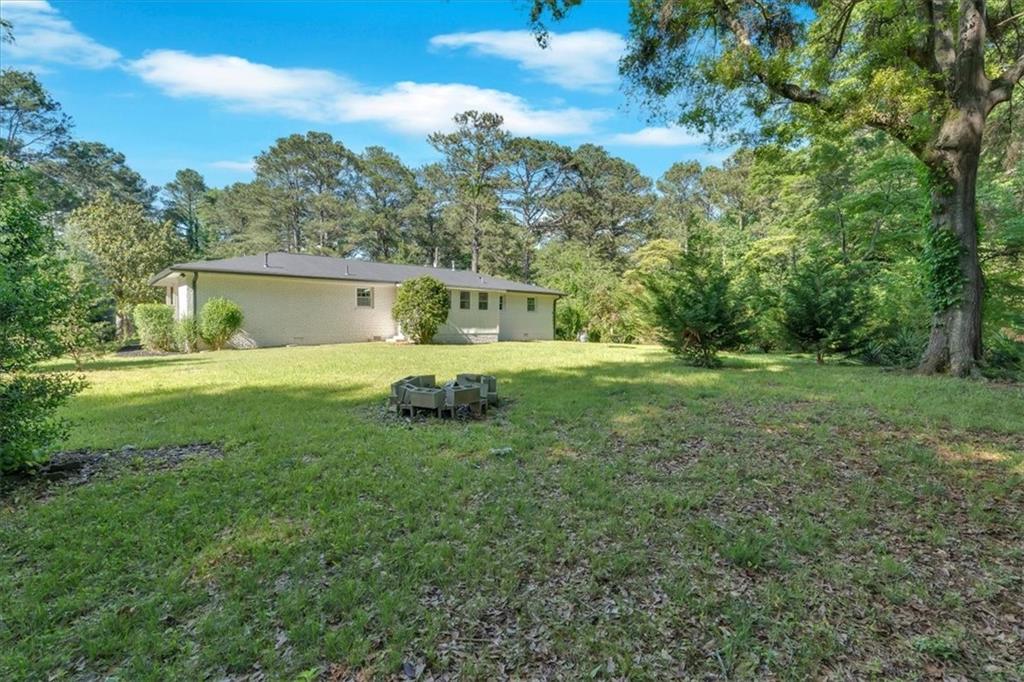 3951 Lindley Drive, Powder Springs, Georgia image 36