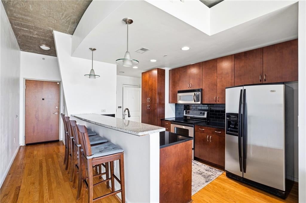 860 Peachtree Street NE 1608
