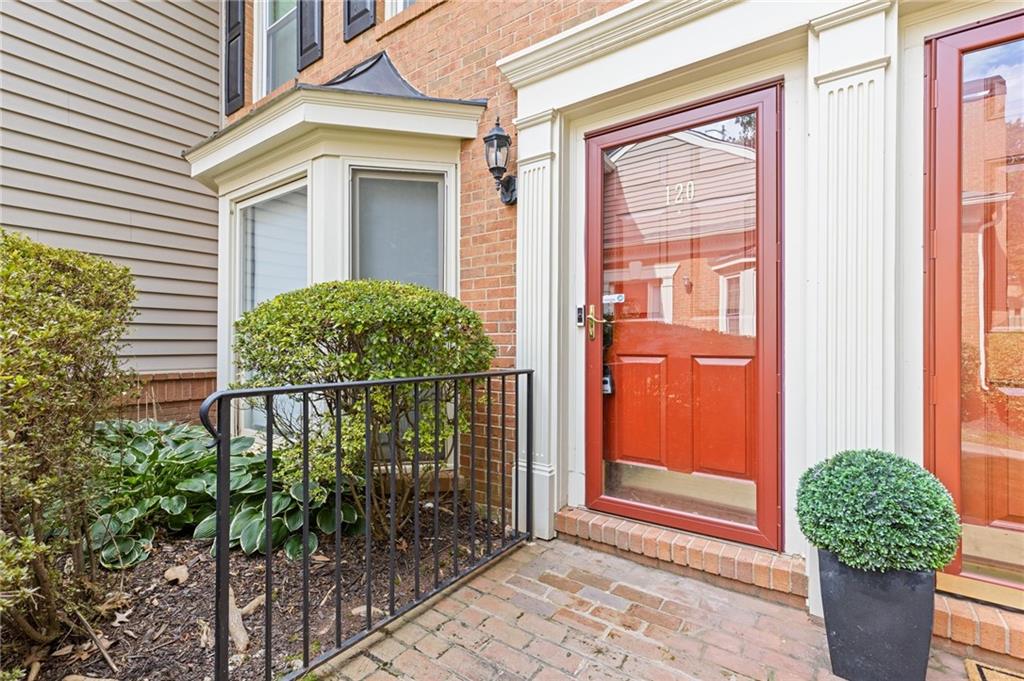 120 Mount Vernon Circle