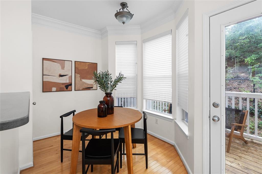 951 Glenwood Avenue SE 2905