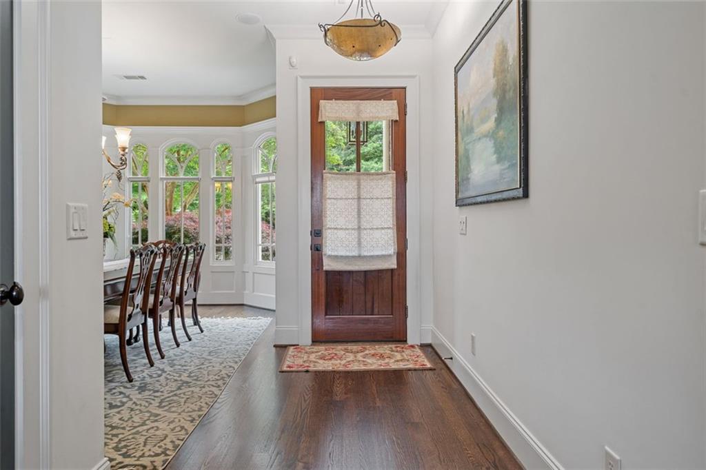 2490 Hillandale Circle, Cumming, Georgia image 3