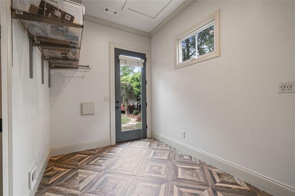 2490 Hillandale Circle, Cumming, Georgia image 34
