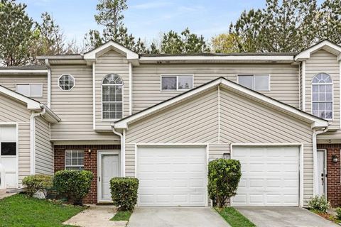 Townhouse For Sale - 3795 Soapstone Rd Rd<br/> Dekalb County, Decatur, GA 30034
