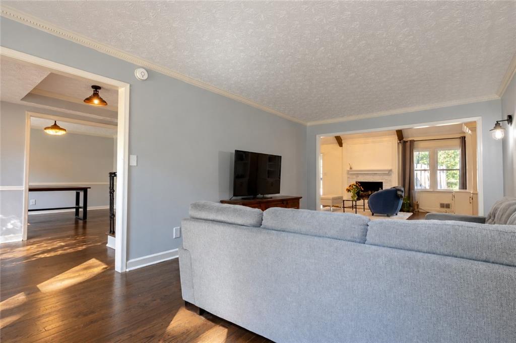 245 Waverly Hall Drive, Roswell, GA, 30075 245 Waverly Hall Drive