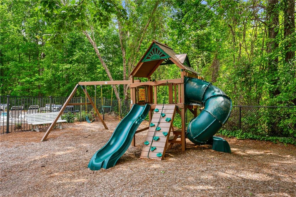 Brentwood Park - Residential