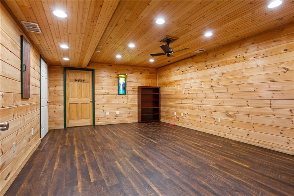 Brentwood Park - Residential