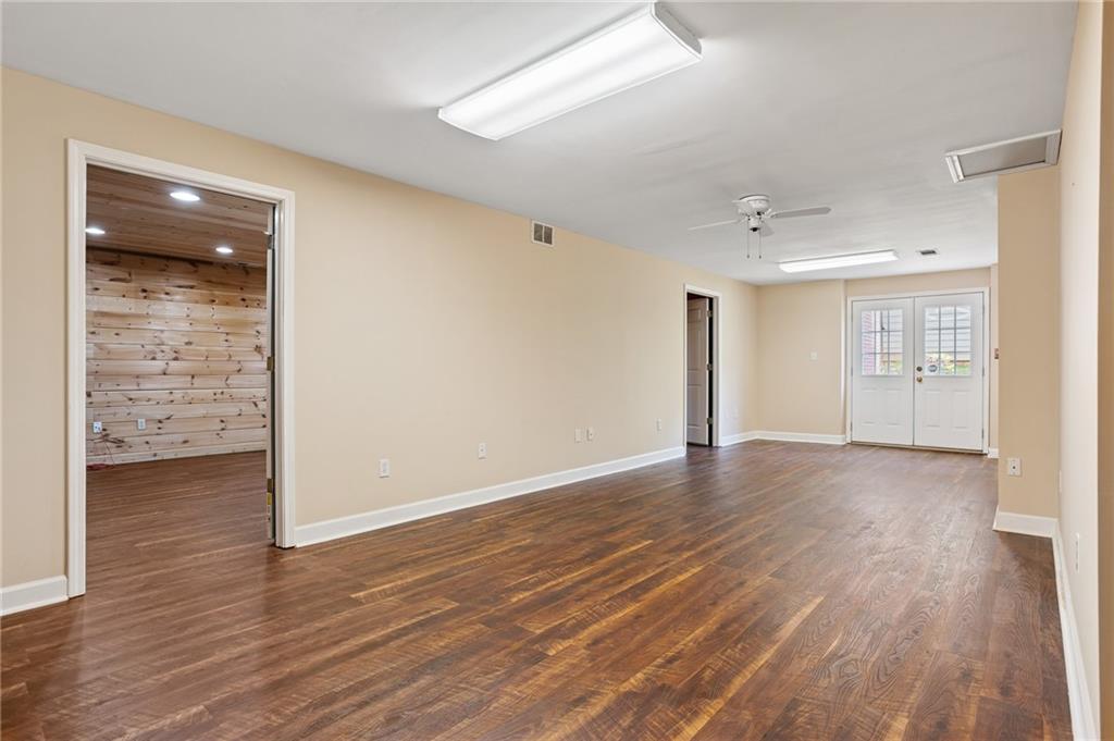 Brentwood Park - Residential