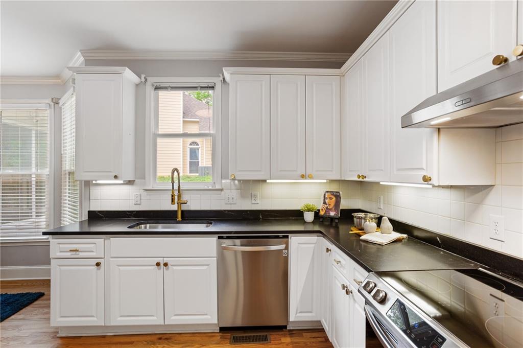 Brentwood Park - Residential
