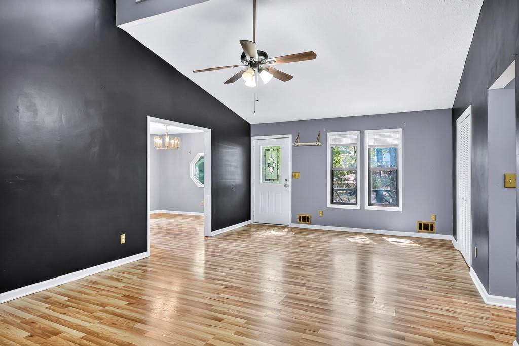 292 Hill Crest Circle