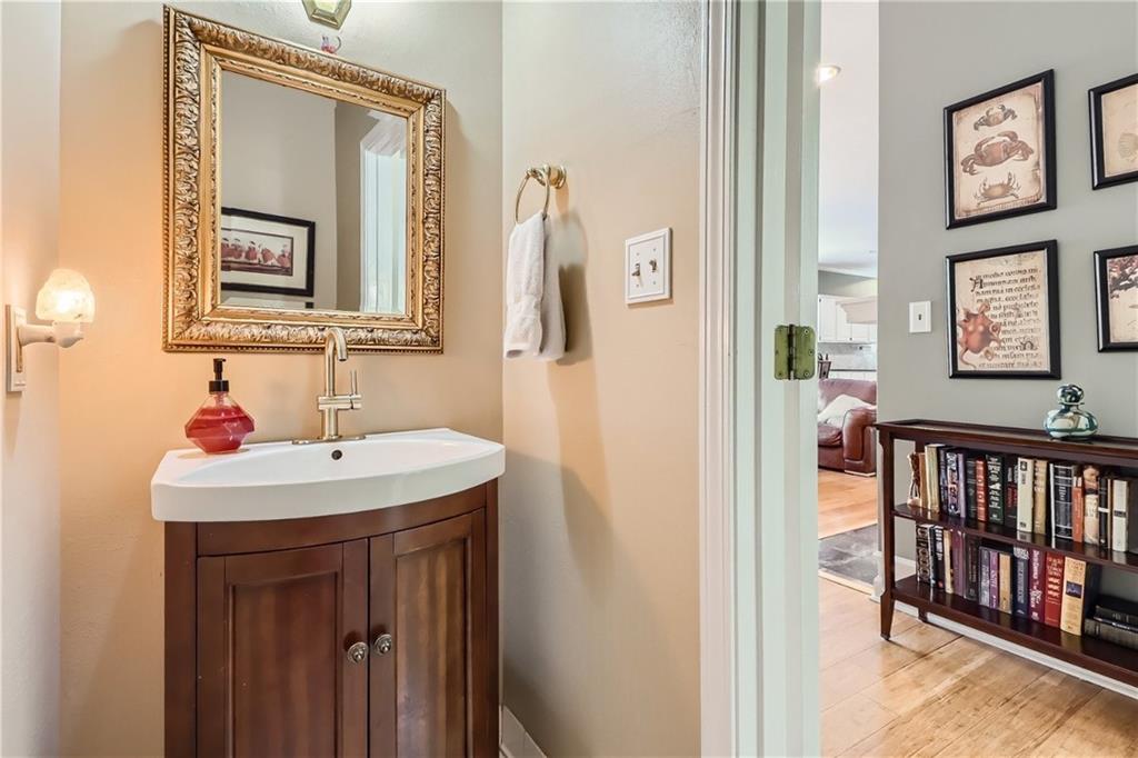 1872 Lake Lucerne Drive, Lilburn, Georgia image 13