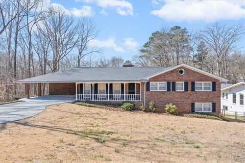 Homes For Sale - 5920 Rosie Lane<br/> Mableton, GA 30126