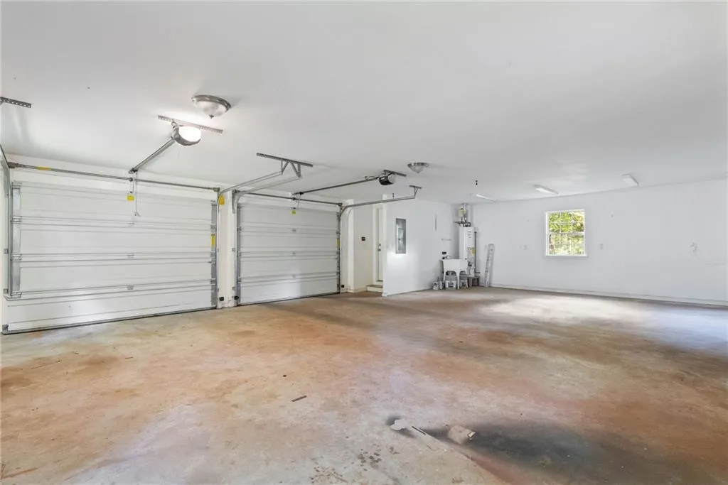 Smyrna, Georgia 30080, United States, 3 Bedrooms Bedrooms, ,2 BathroomsBathrooms,Residential,Active,184290