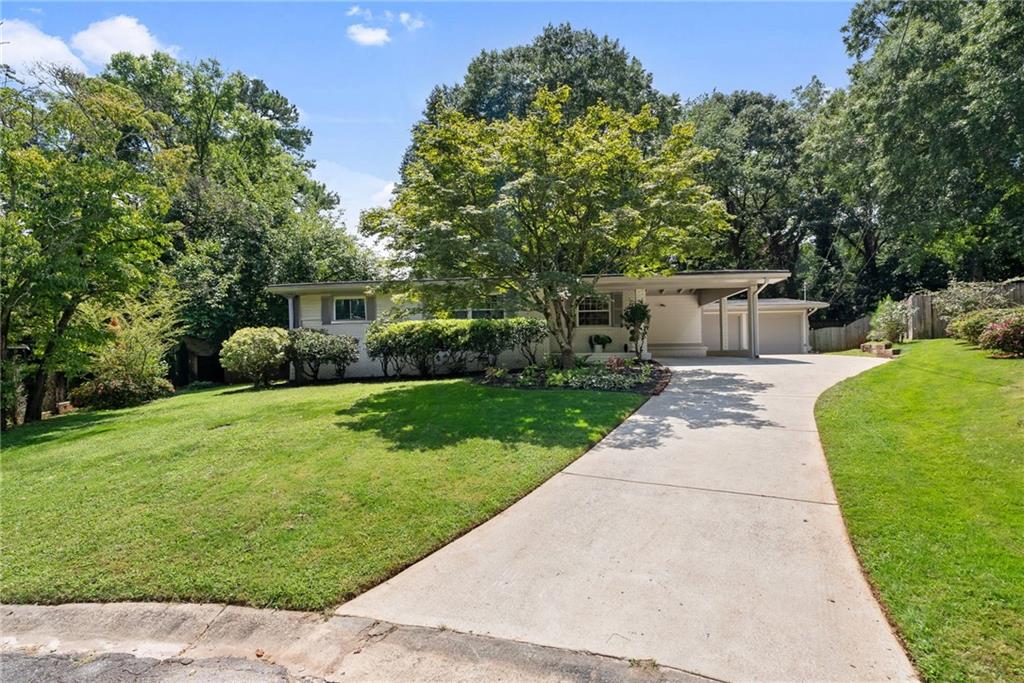 1385 Ashwood Court SE