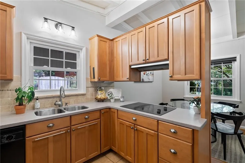 Smyrna, Georgia 30080, United States, 3 Bedrooms Bedrooms, ,2 BathroomsBathrooms,Residential,Active,184290