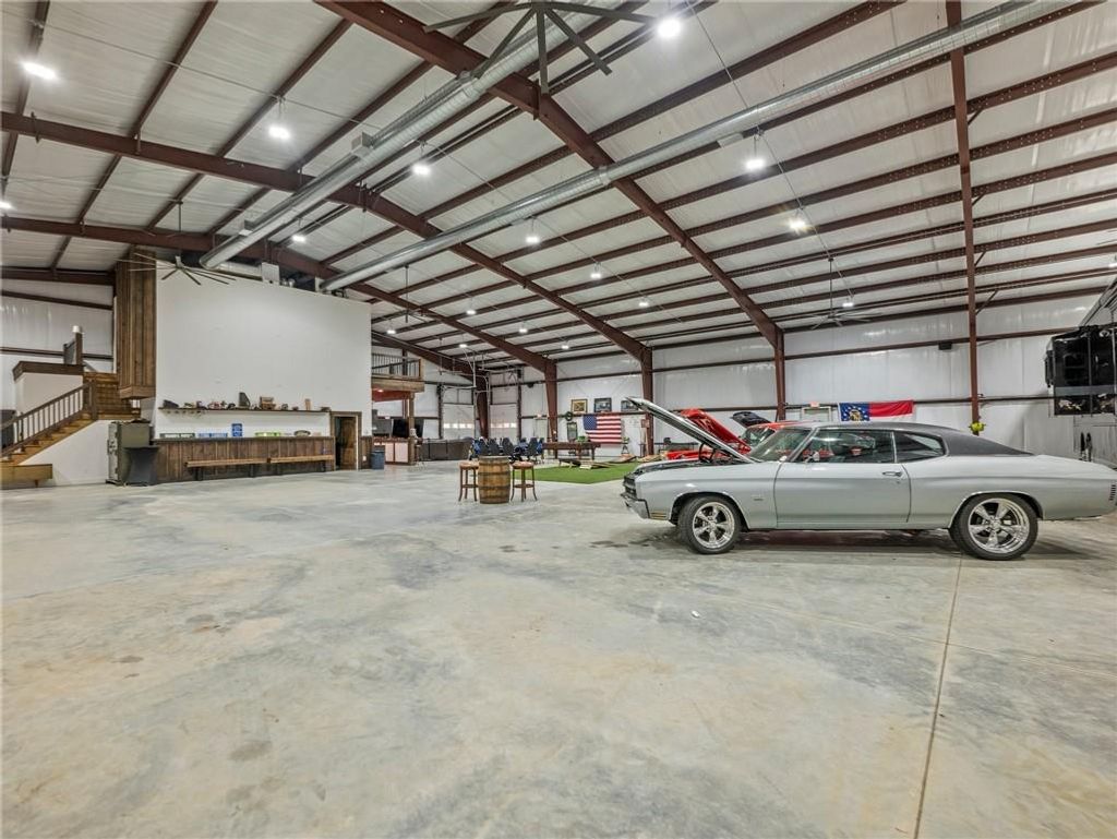 listing image 121