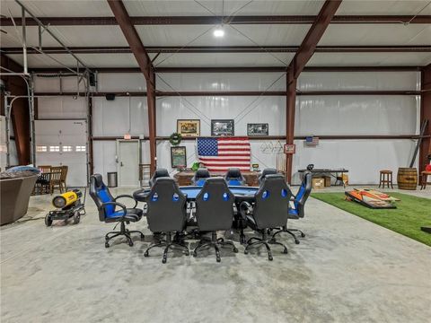 listing image 122