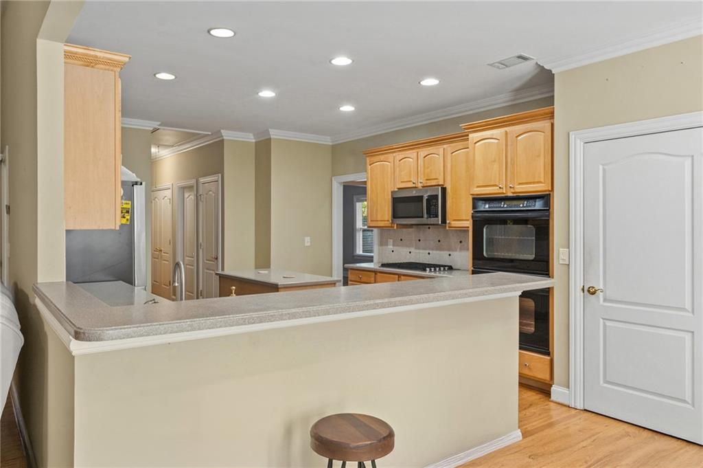 5464 Woodrun Court