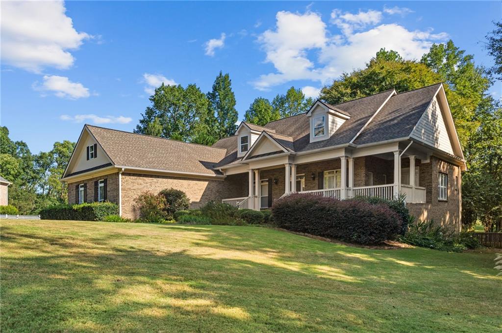 5464 Woodrun Court