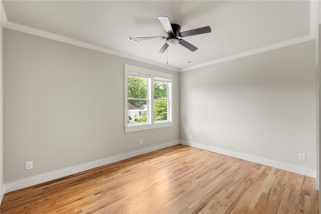 1354 Mcpherson Avenue, Atlanta, Georgia image 31