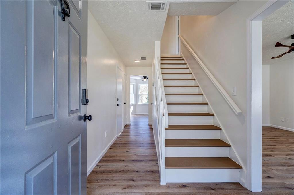 4132 Wrexham Drive, Snellville, Georgia image 2
