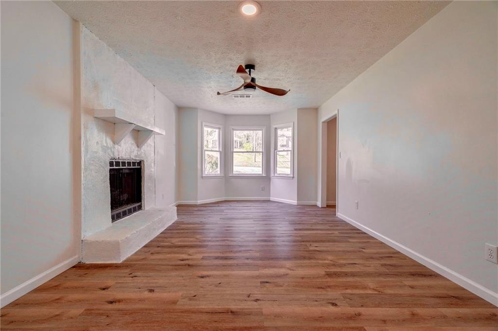 4132 Wrexham Drive, Snellville, Georgia image 4
