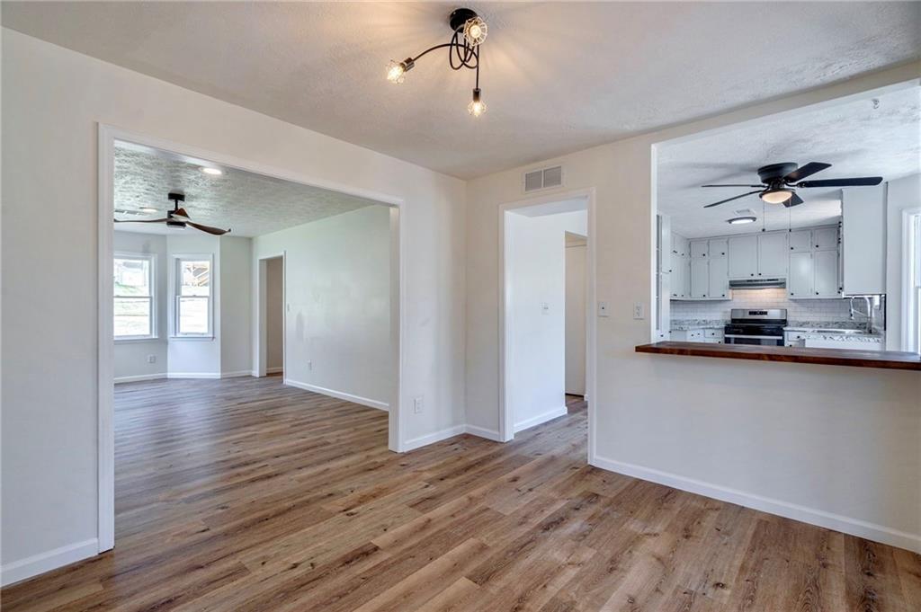 4132 Wrexham Drive, Snellville, Georgia image 8