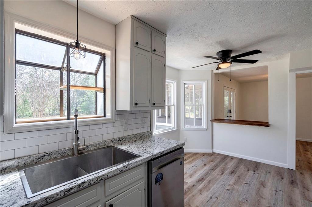 4132 Wrexham Drive, Snellville, Georgia image 13