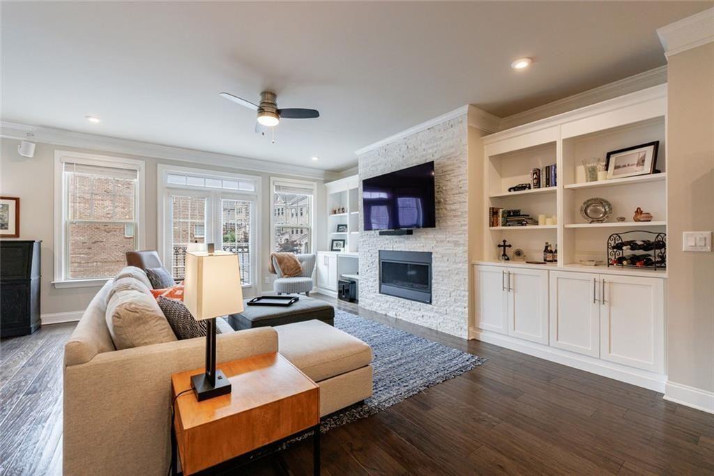 4104 Townsend Lane