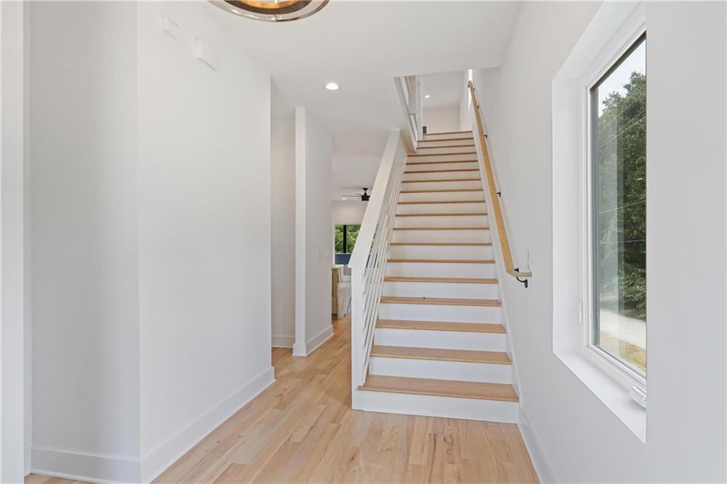 956 Herndon Street NW