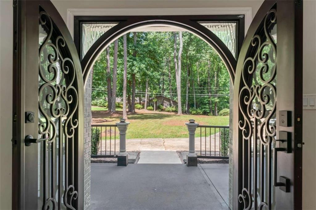 2023 Stoneleigh Drive