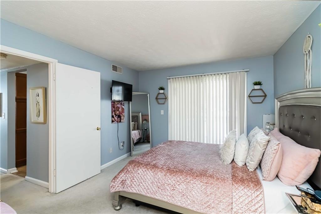909 Glenleaf Drive, Peachtree Corners, Georgia image 16