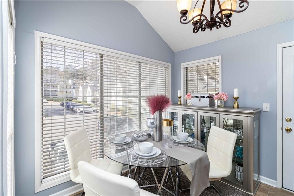 909 Glenleaf Drive, Peachtree Corners, Georgia image 12