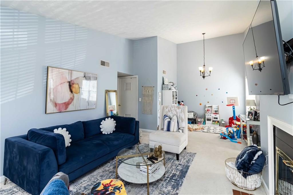 909 Glenleaf Drive, Peachtree Corners, Georgia image 6