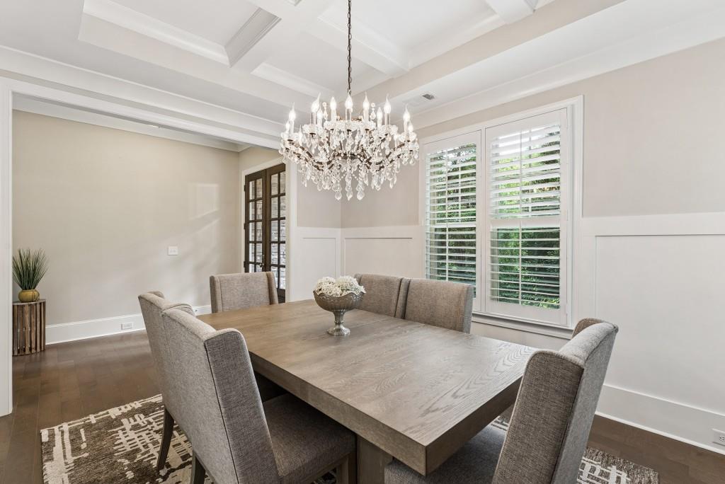 211 Saddle Road
