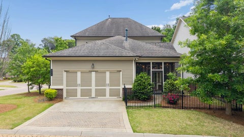 Homes For Sale - 211 Saddle Road<br/> Alpharetta, GA 30009