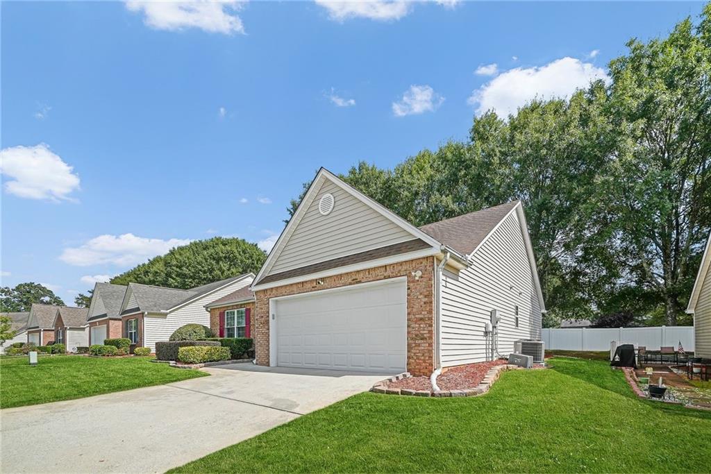 504 Mockingbird Lane