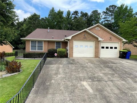 7123 Woodridge Lane Union City GA 30291