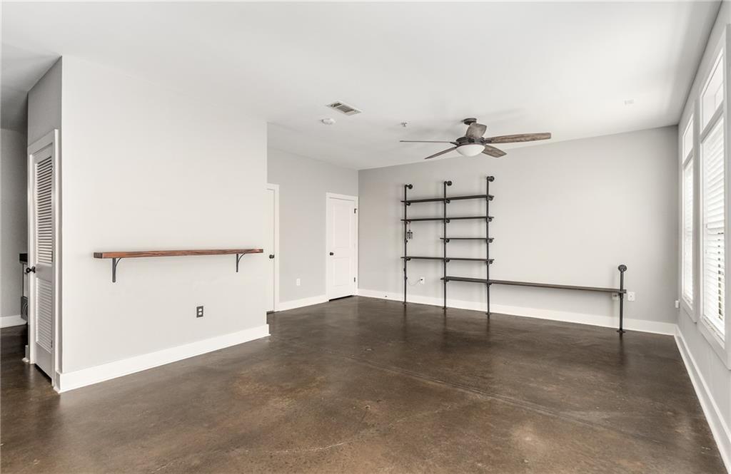 1300 Dekalb Avenue NE 211