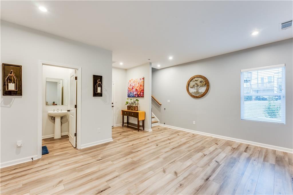 399 SE Skylar Way, Atlanta, Georgia image 28