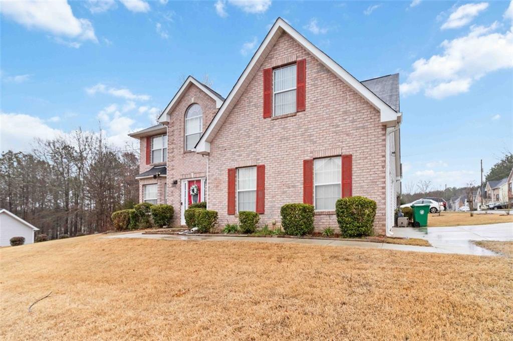 1644 Cutters Mill Drive, Lithonia, Georgia image 3