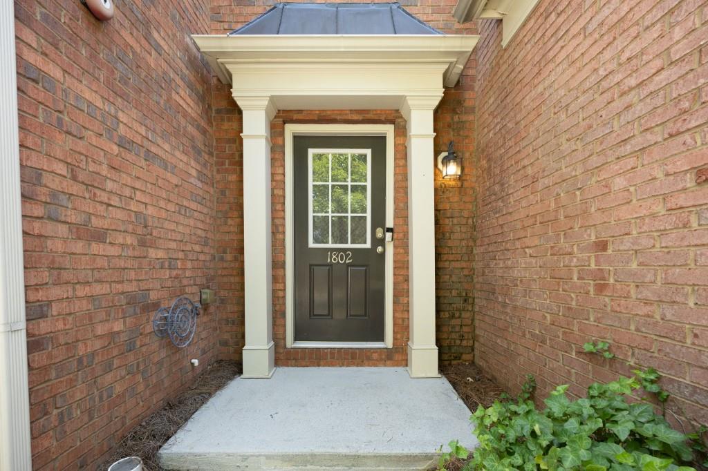 1802 Evadale Court 1