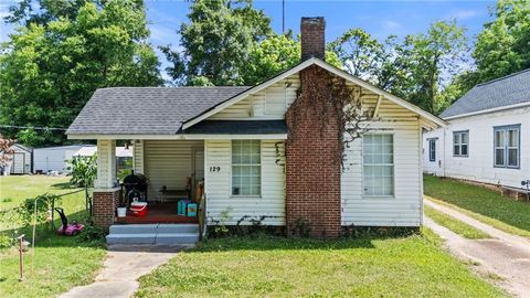 Homes For Sale - 129 W Ellawood Avenue<br/> Cedartown, GA 30125