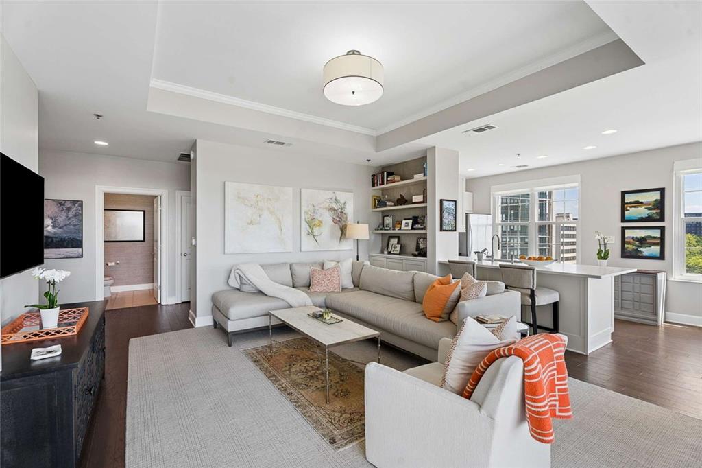 325 E Paces Ferry Road NE 805