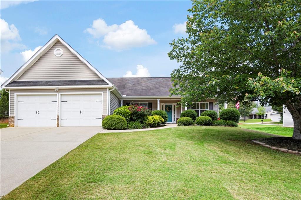 102 Autumn Brooke Trail, Dallas, Georgia image 1