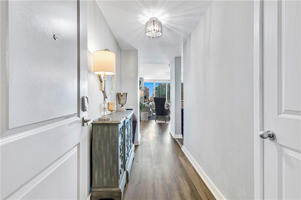 Photo of 3338 Peachtree Road NE #1507, Atlanta, GA 30326 (MLS # 7837833)
